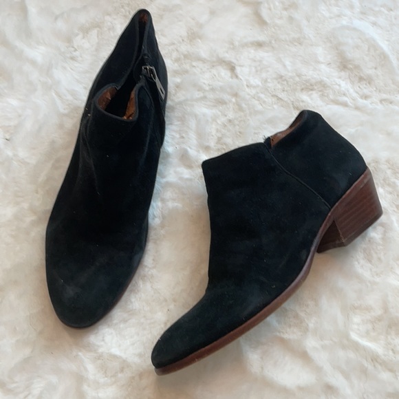 Sam Edelman Black Petty Chelsea Booties - Picture 5 of 8